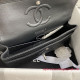 A01112 Classic Handbag