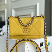 AP0957 Chanel 19 Wallet On Chain (Authentic Quality)