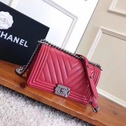 Chanel 92058 Le Boy 25cm Medium Bag Red Chevron Caviar RHD