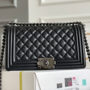 A67086 Boy Chanel Handbag (Authentic Quality)